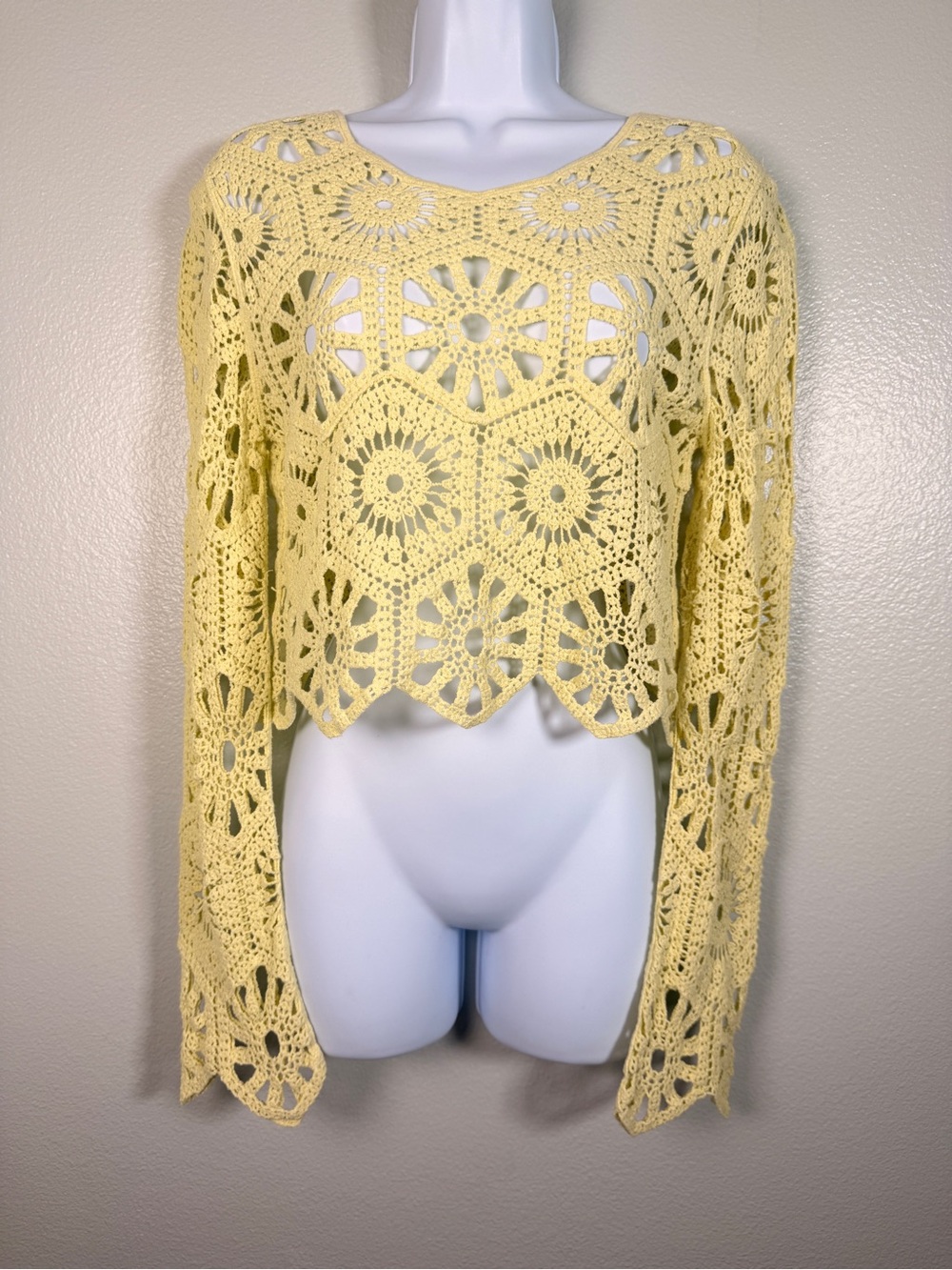 Rebellion Open Knit‎ Y2K Lemon Yellow Cropped Long Bell Sleeve Top Fits Small